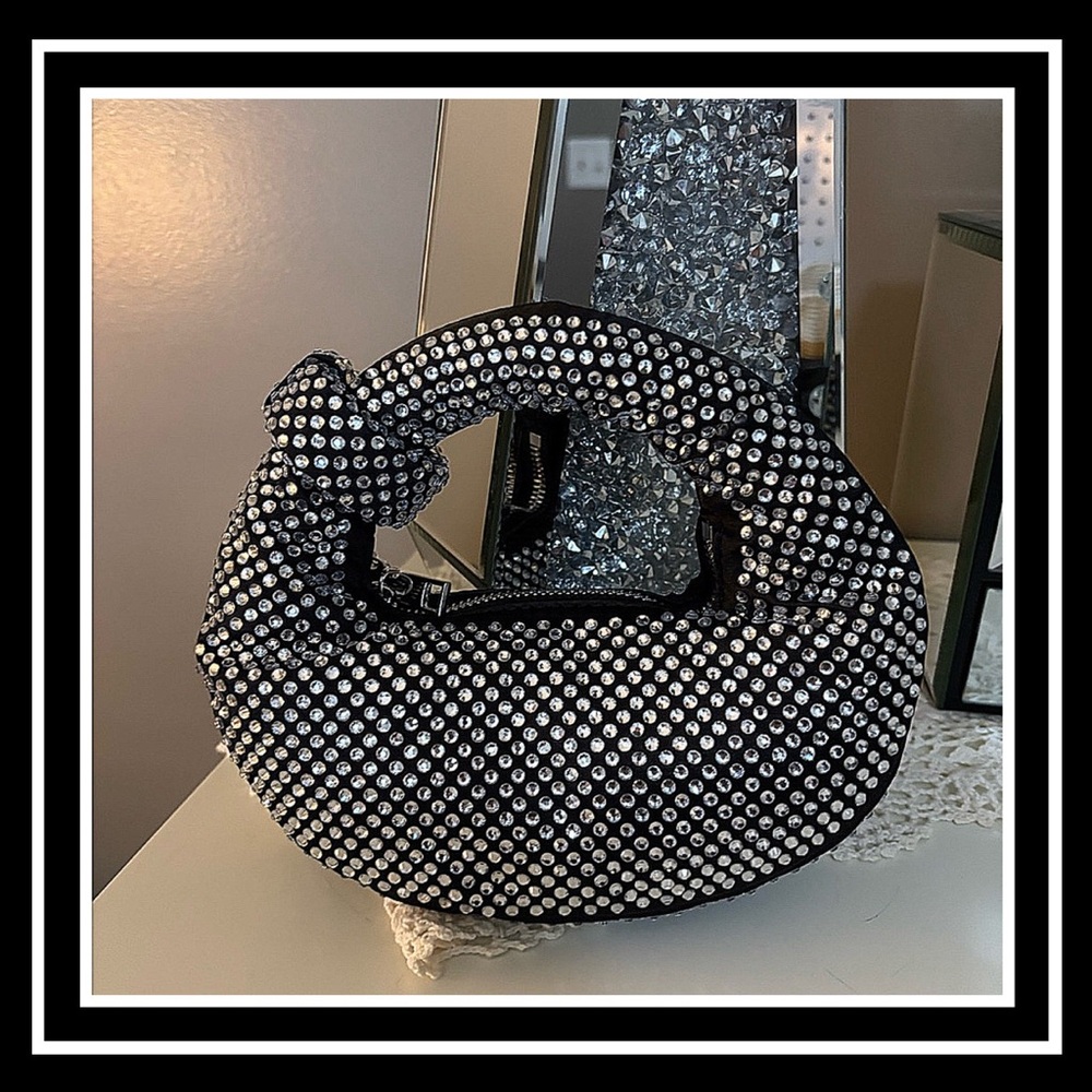 Small Rhinestone ‘Bling’ Purse 👜 ✨🩷